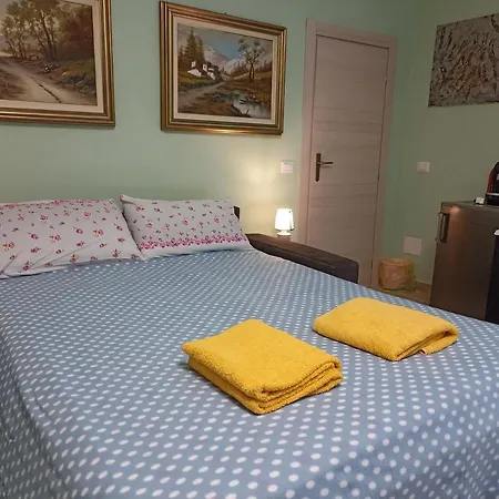 Apartment Pied A Terre Modena