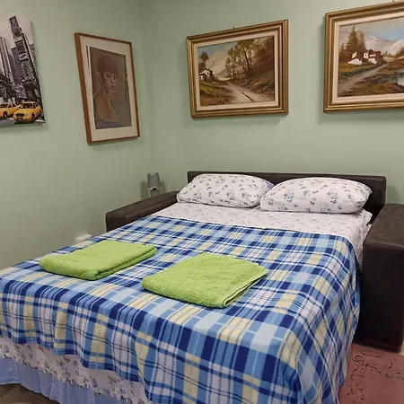 Pied A Terre Apartment Modena
