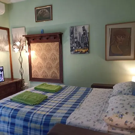 Apartment Pied A Terre
