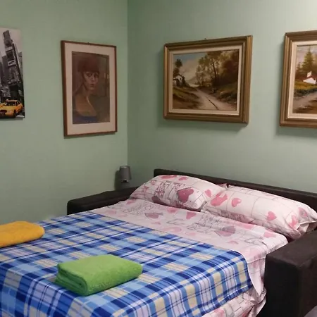 Pied A Terre Apartment Modena